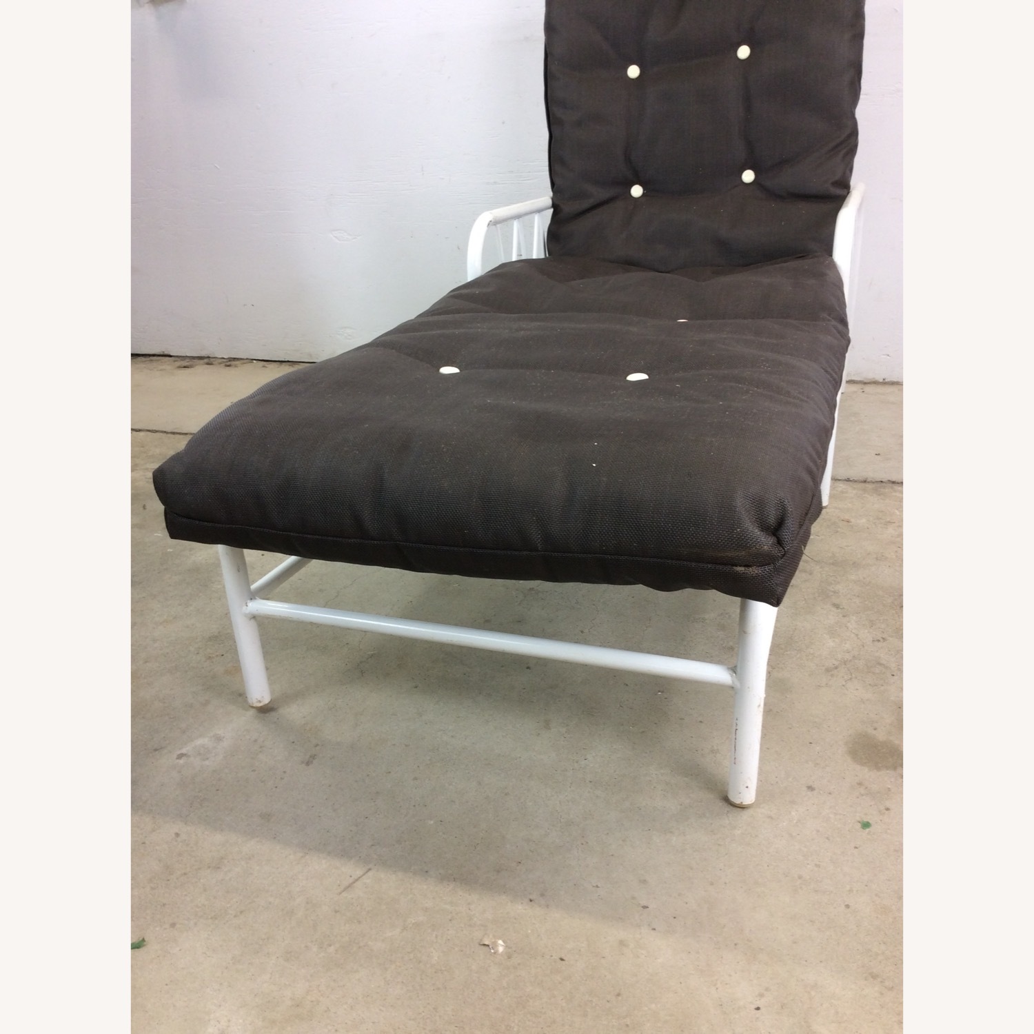 70s Outdoor Patio Lounger with Reclining Back - image-6