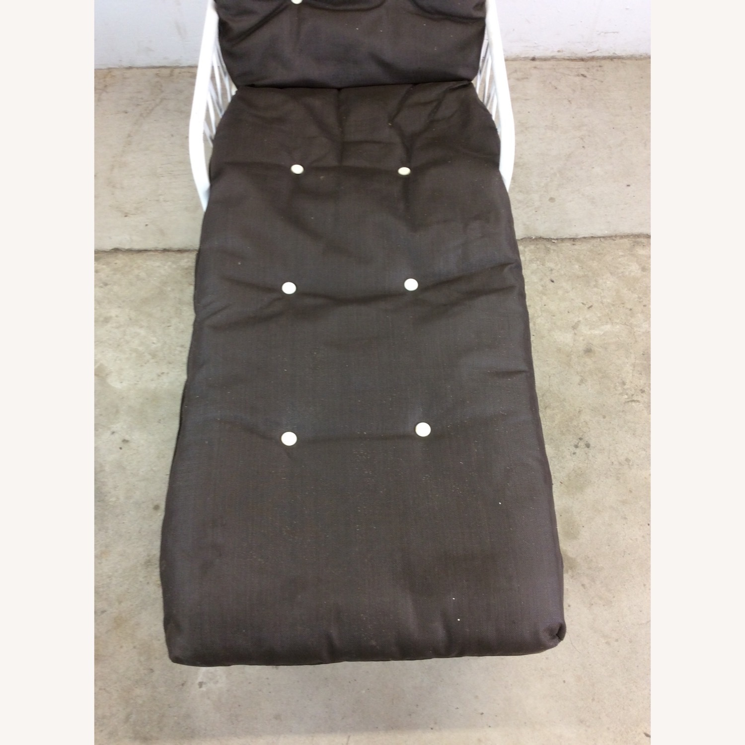 70s Outdoor Patio Lounger with Reclining Back - image-5
