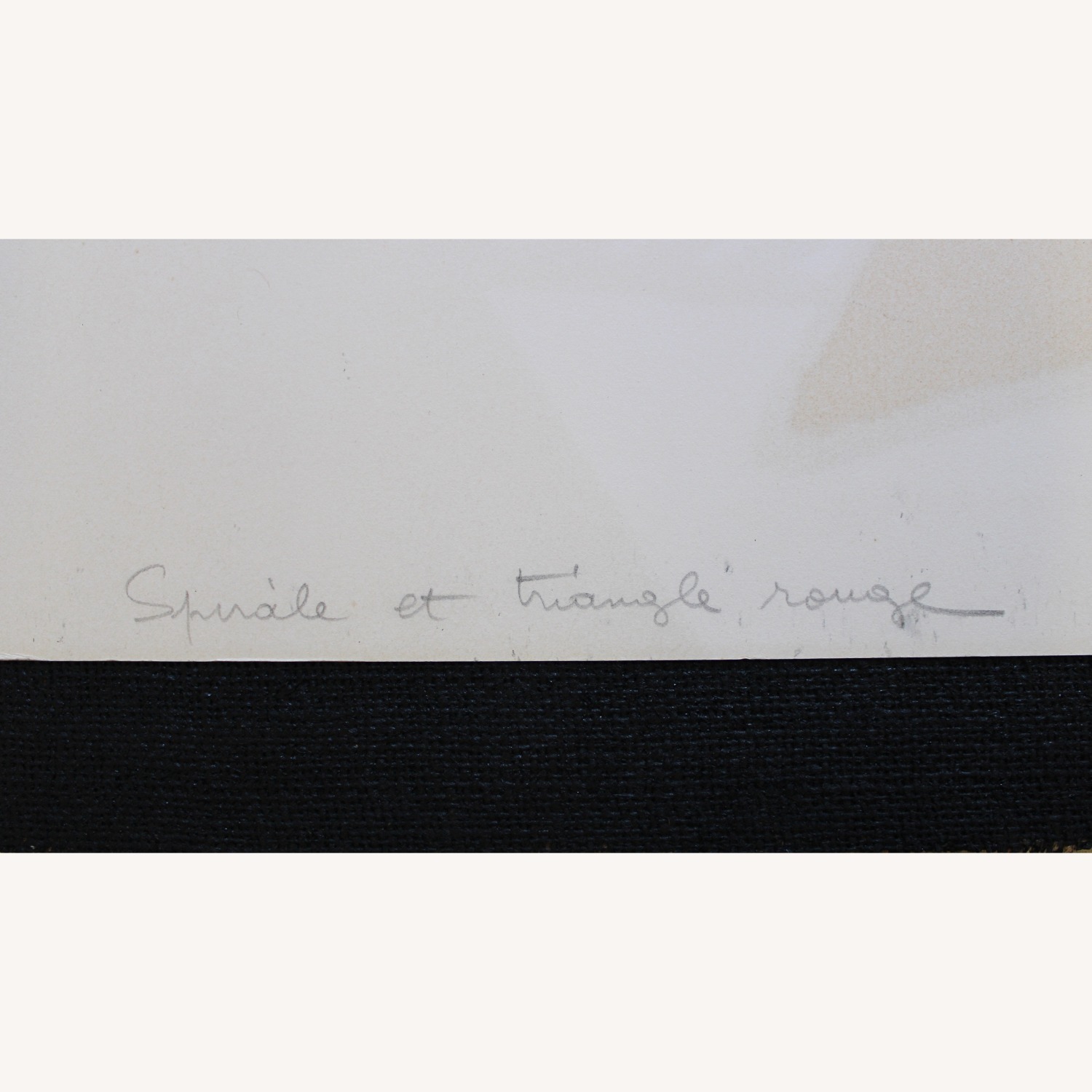 カルダー Alexander Calder 刷り込みサイン Spirale et Triangle Rouge Alexander Calder, Signed - AptDeco