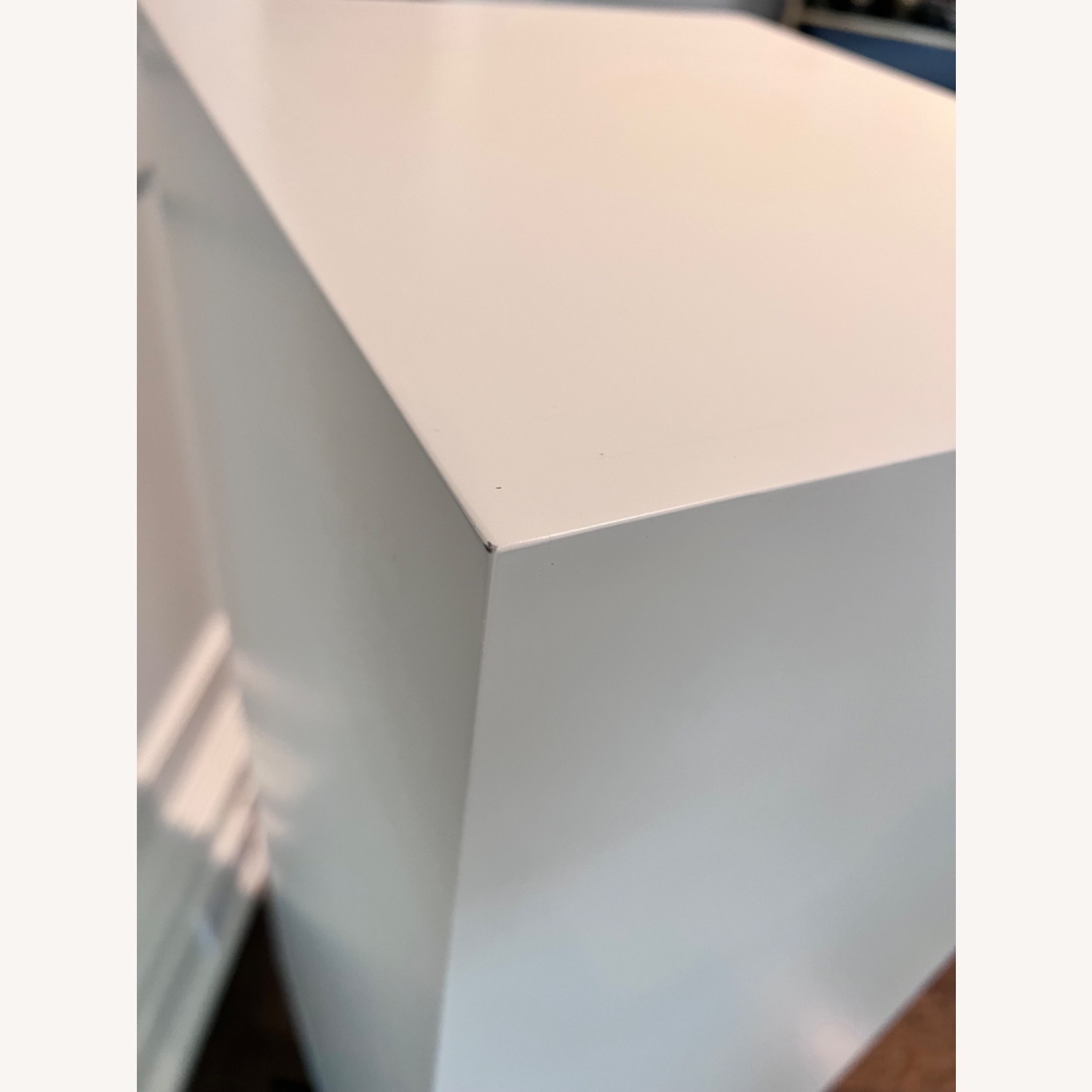 Pair of White Lacquer Pedestals - image-7