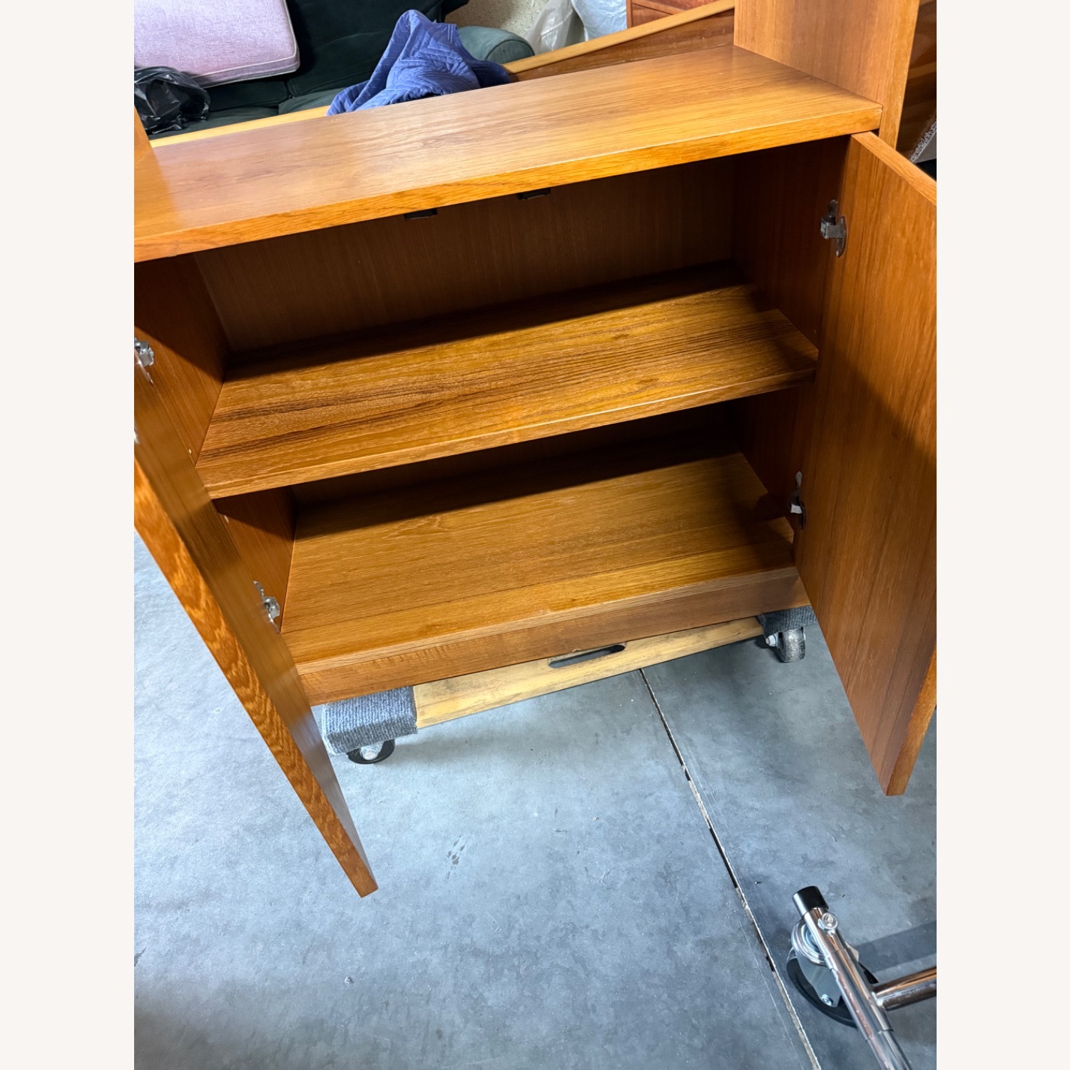 Scandinavian Designs Bookshelf - image-4