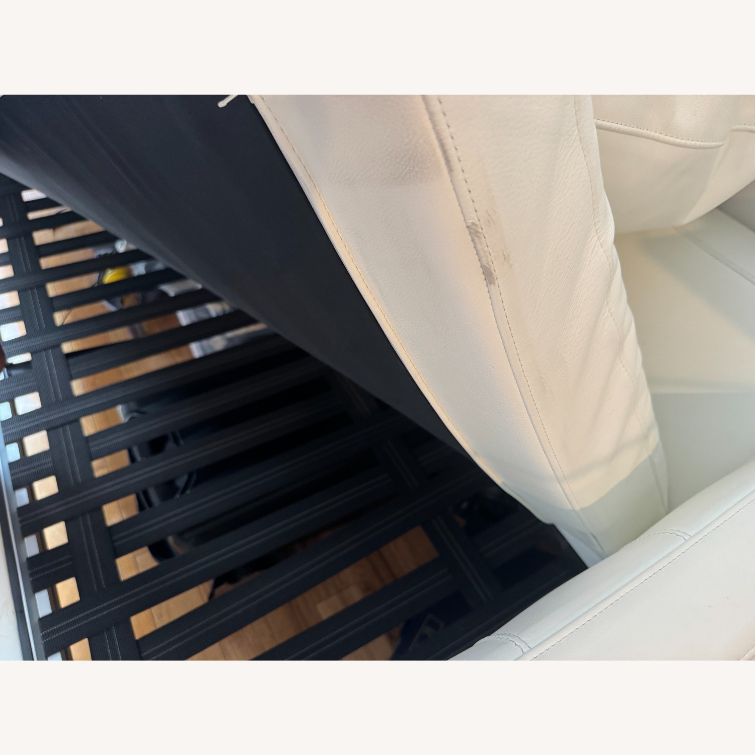 Philippe Starck & Cassina Sofa Volage 243 - image-9