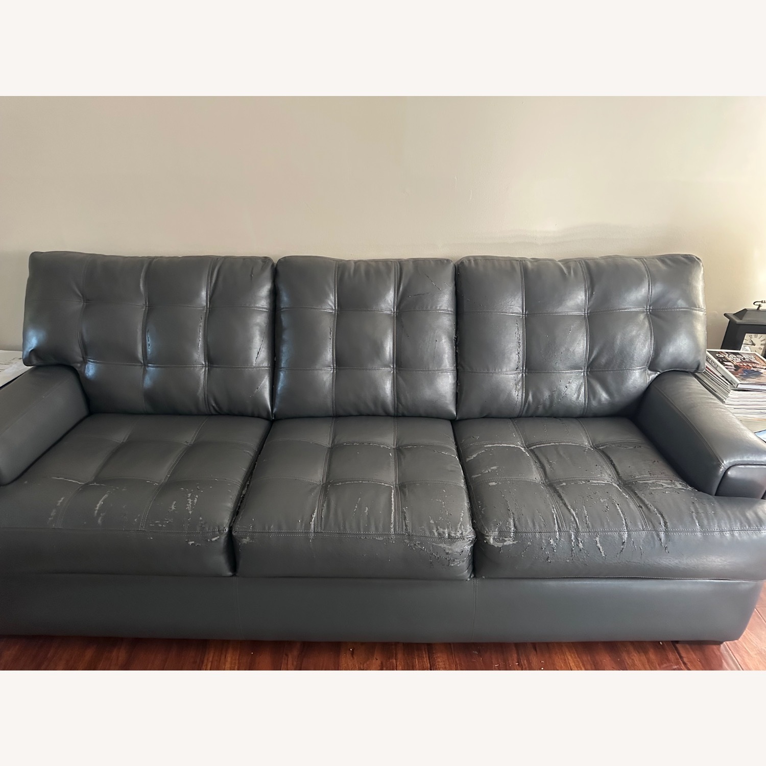 Sealey Furniture 3 Seater Sofa - image-2