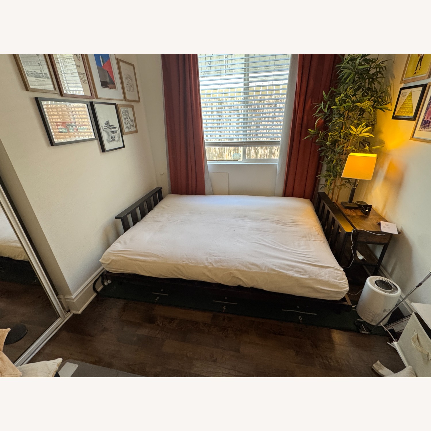 Convertible Queen Bed / Futon - image-2