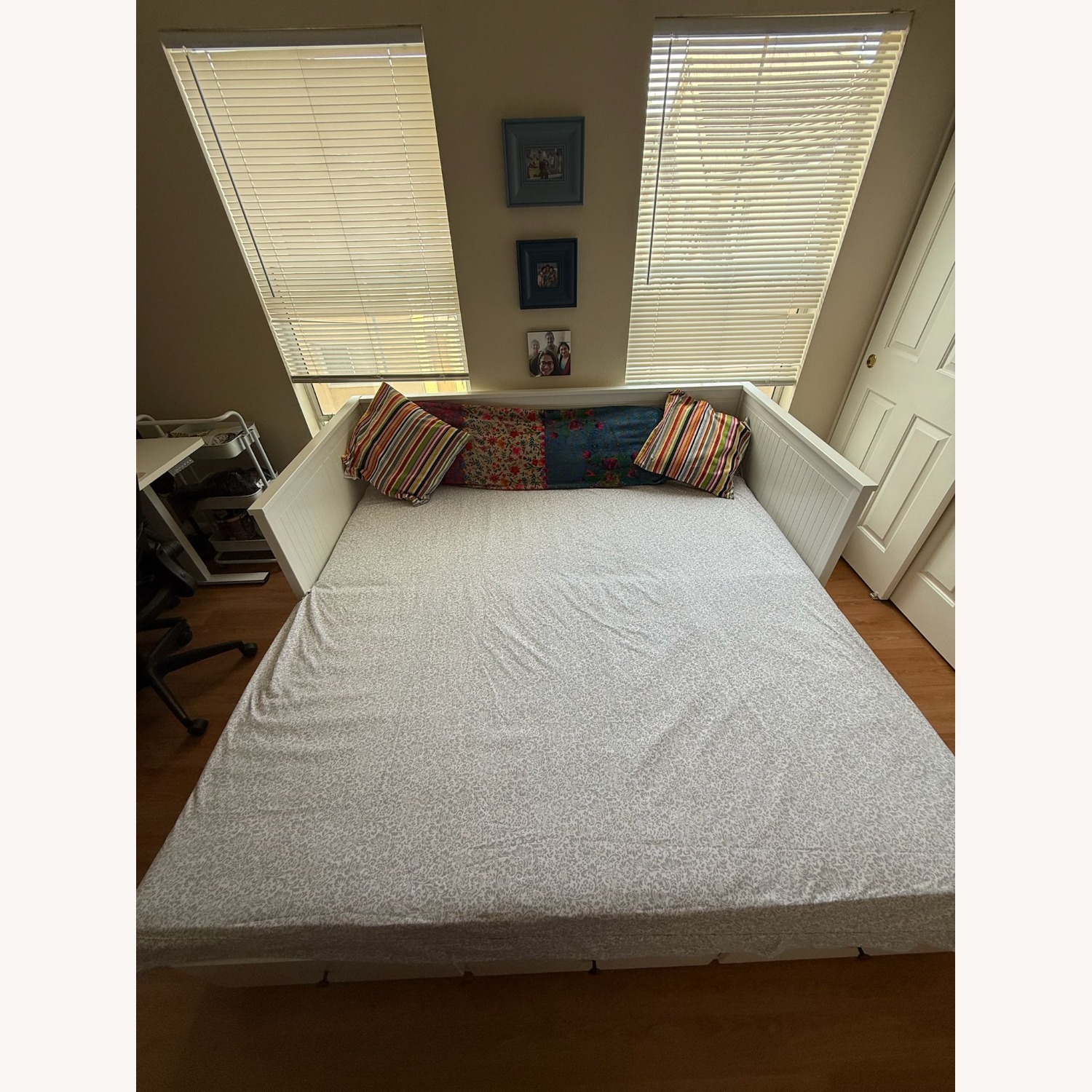 IKEA HEMNES Daybed - image-1