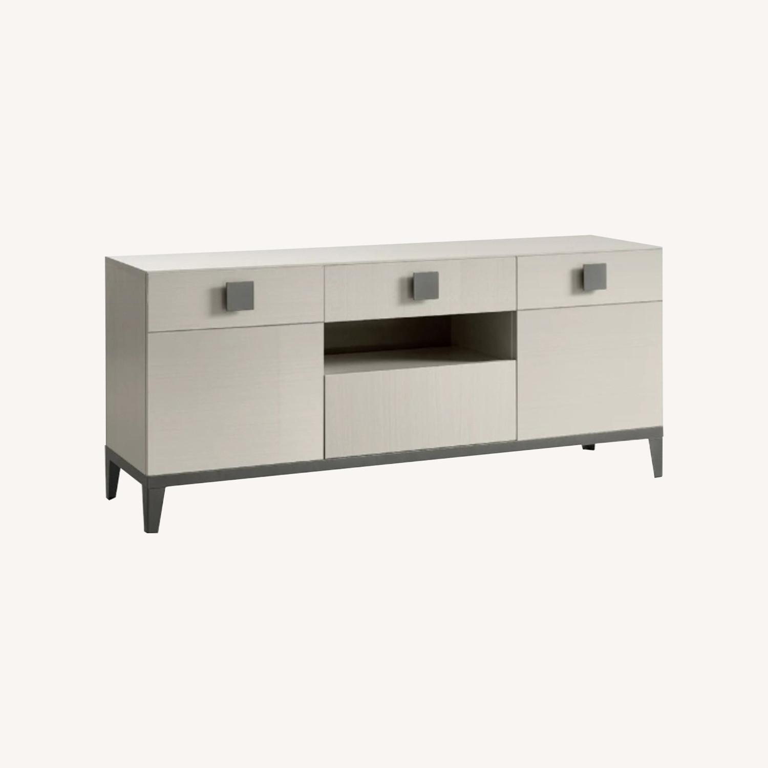 Mont Blanc Dresser - image-0