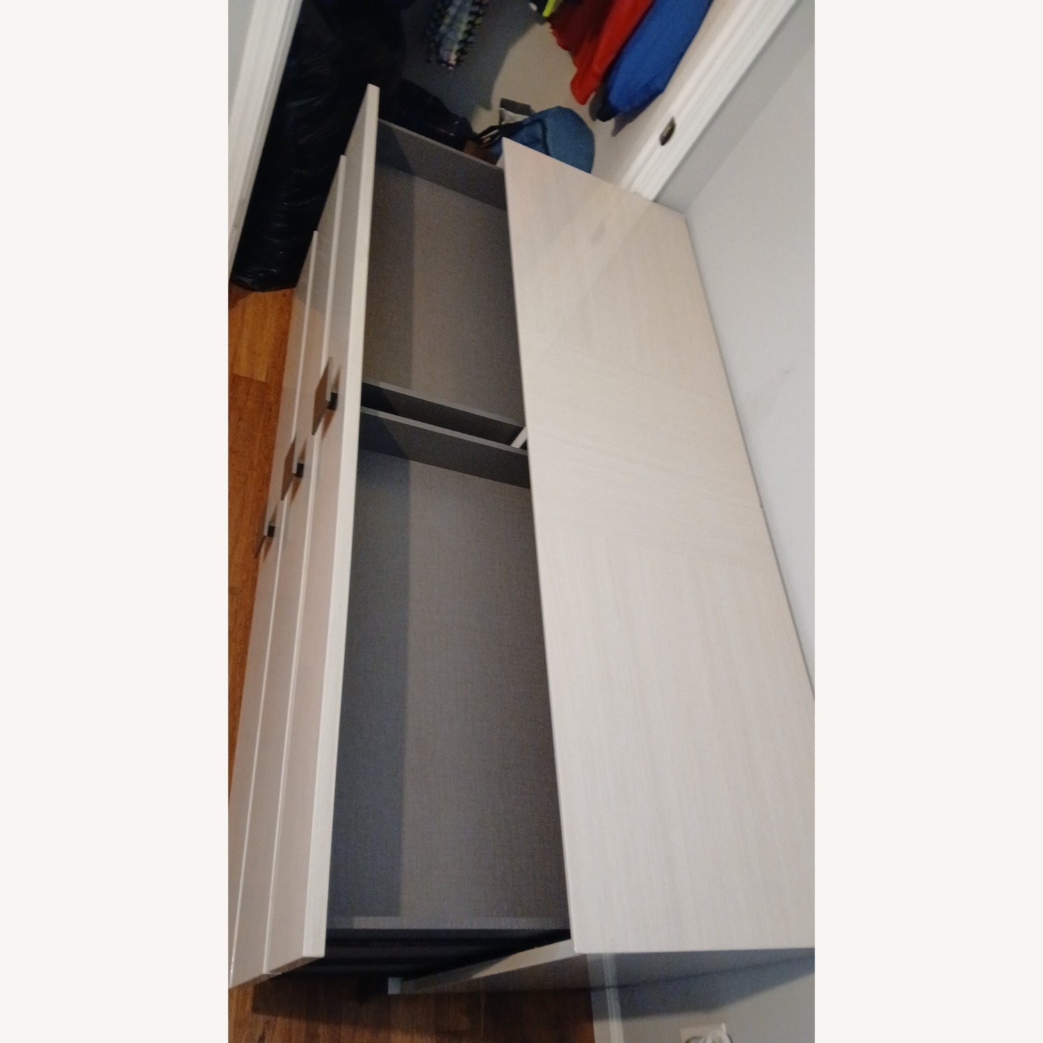 Mont Blanc Dresser - image-3