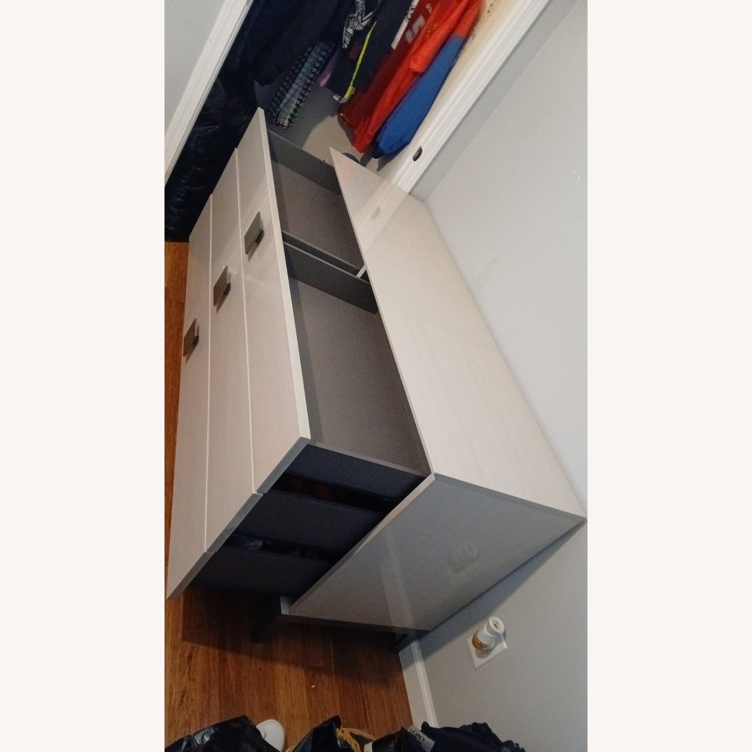 Mont Blanc Dresser - image-2