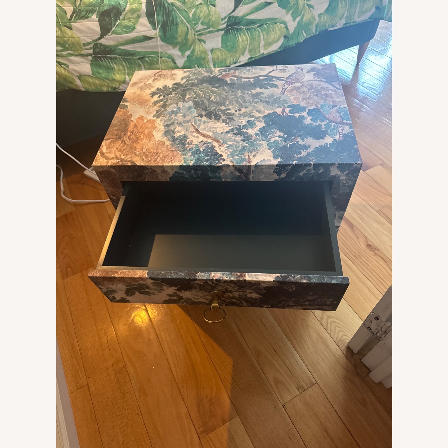 Judarn Nightstand Dresser  - image-7