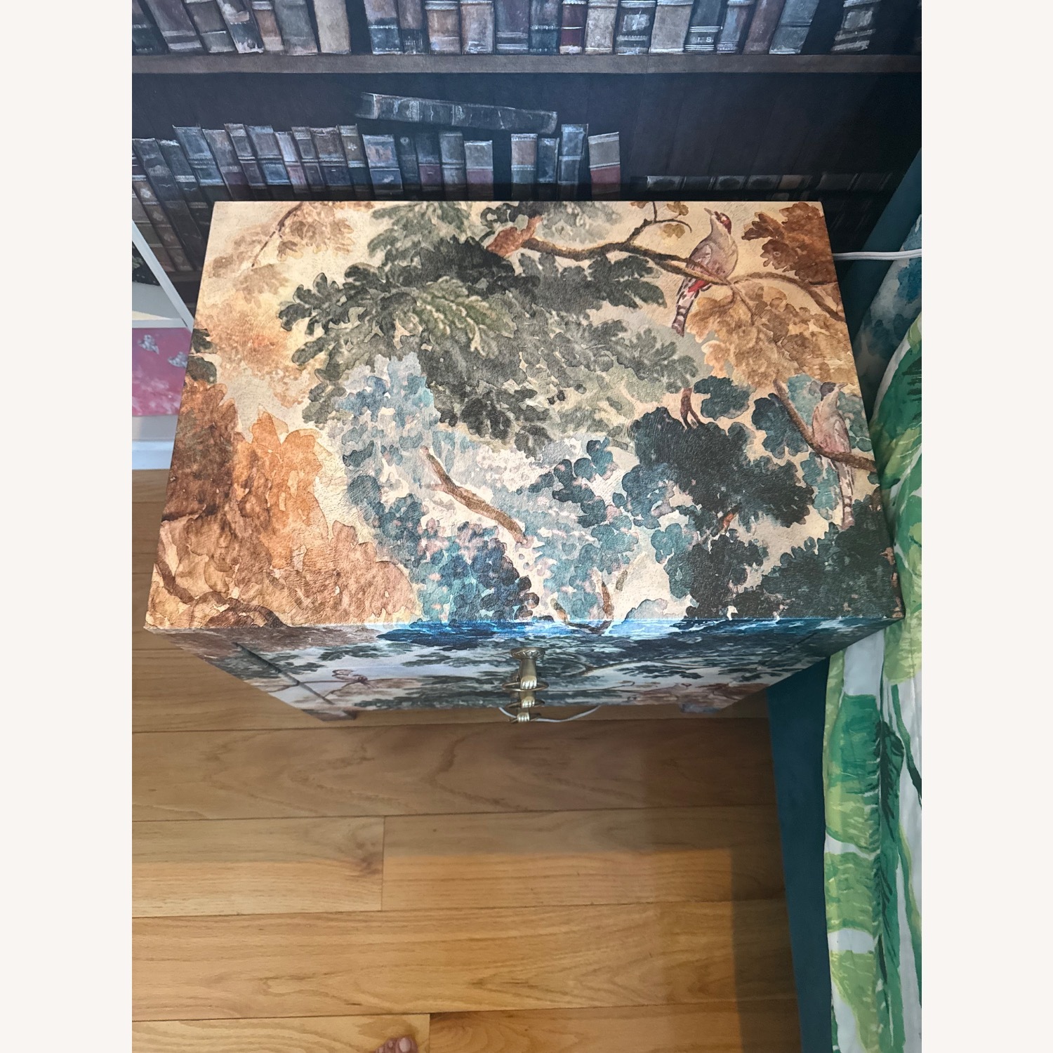 Judarn Nightstand Dresser  - image-17