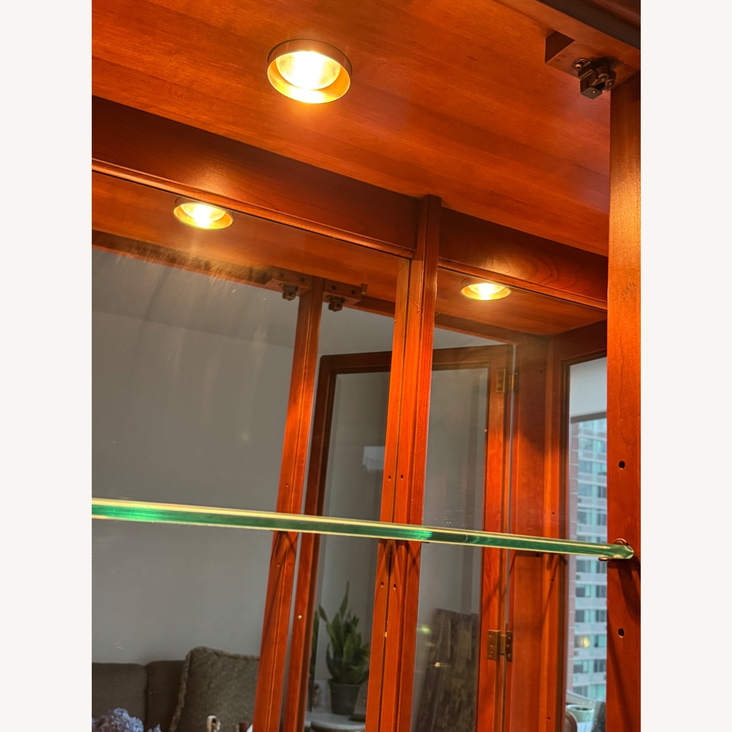 Ethan Allen Medallion Collection China Cabinet - image-5