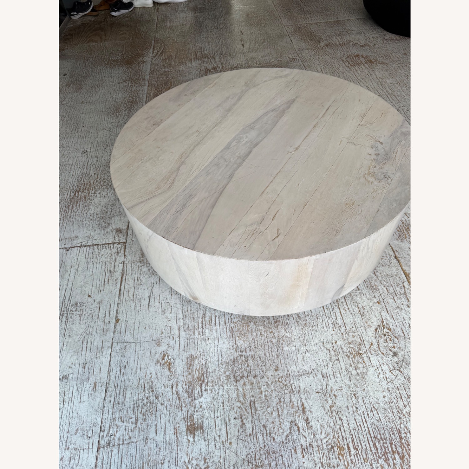 Volume Round Drum Coffee Table - image-1