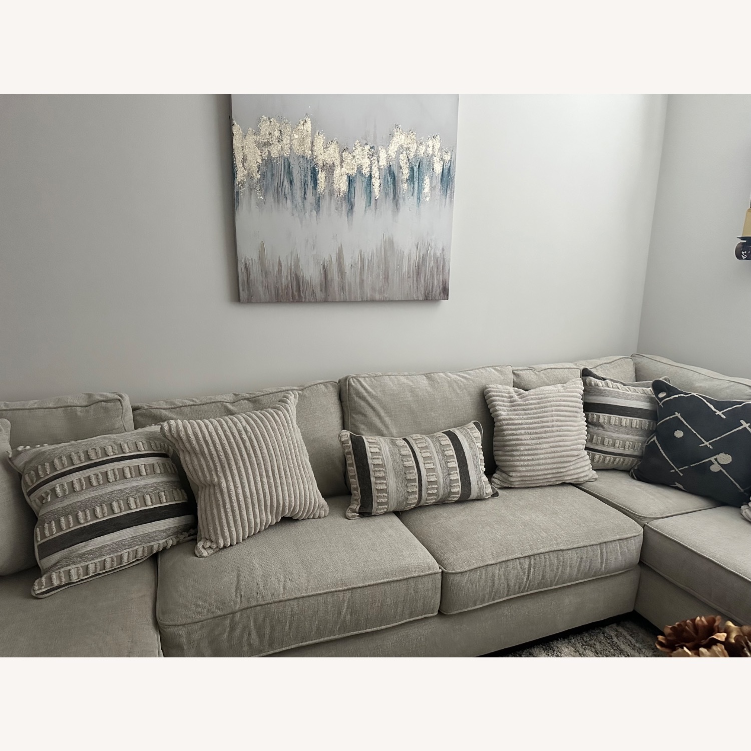 Aberlin Court 3 Pc Left Arm Chaise Sectional - image-3