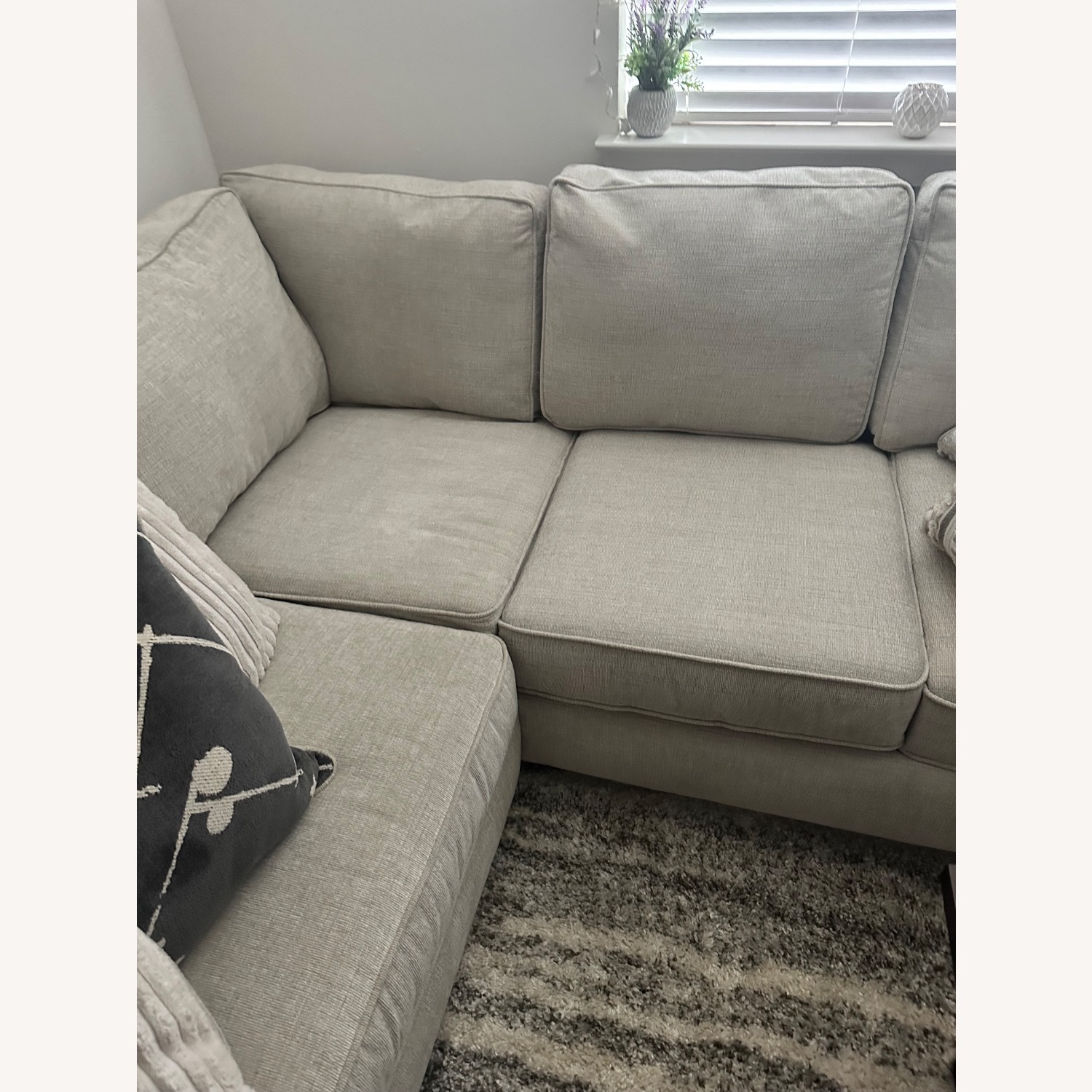 Aberlin Court 3 Pc Left Arm Chaise Sectional - image-4