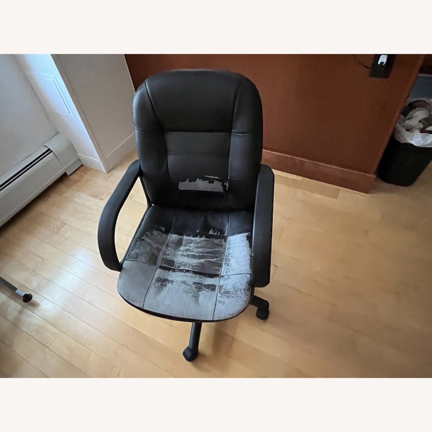 Staples Swivel Office Desk Chair - image-3
