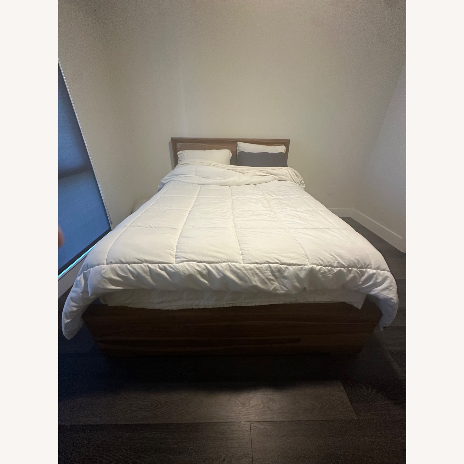 Ashley Furniture Dressonni Panel Bed - image-1