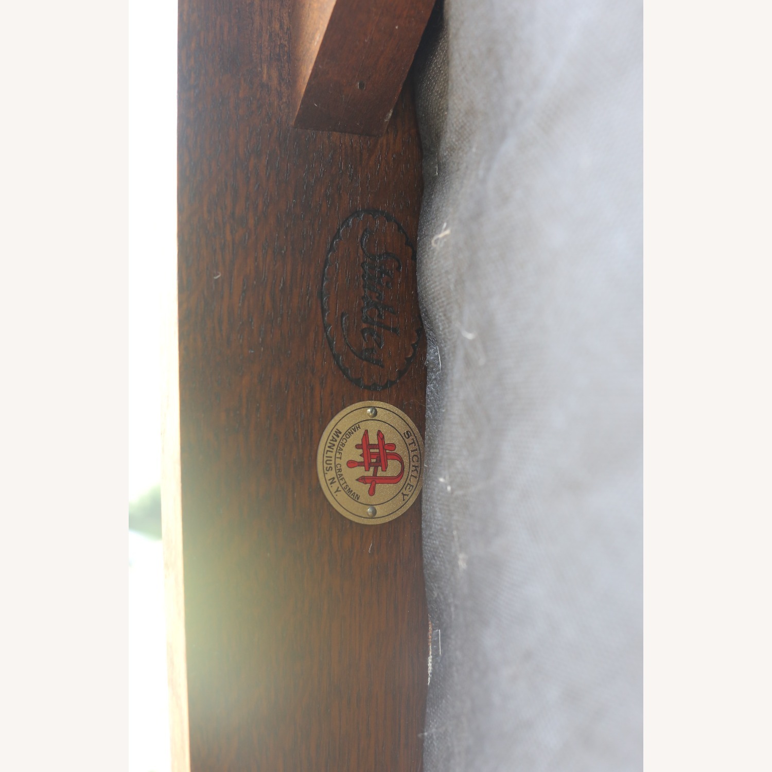 Stickley Prairie Settle Loveseat - image-10