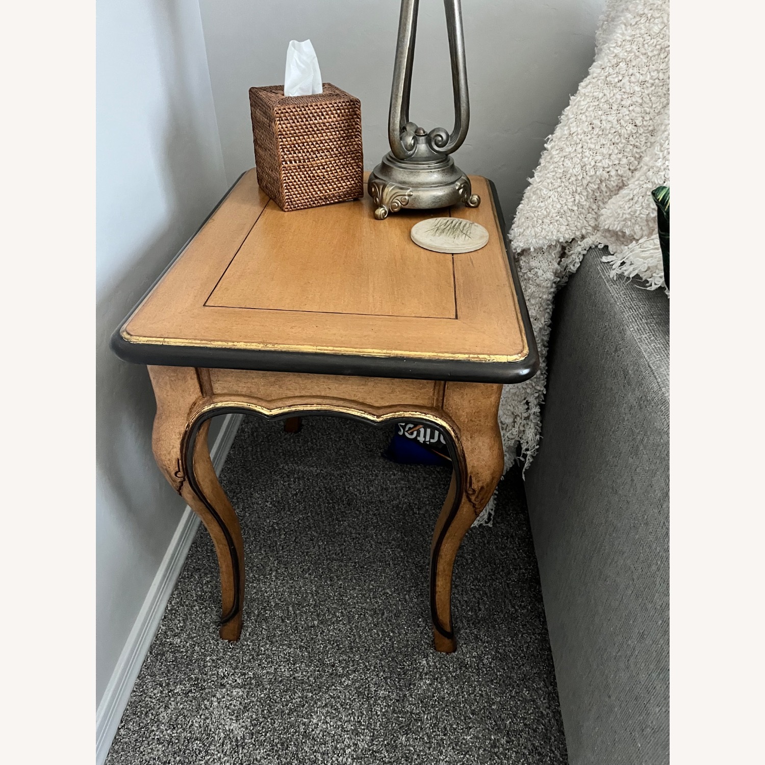 Hekman End Tables - image-4