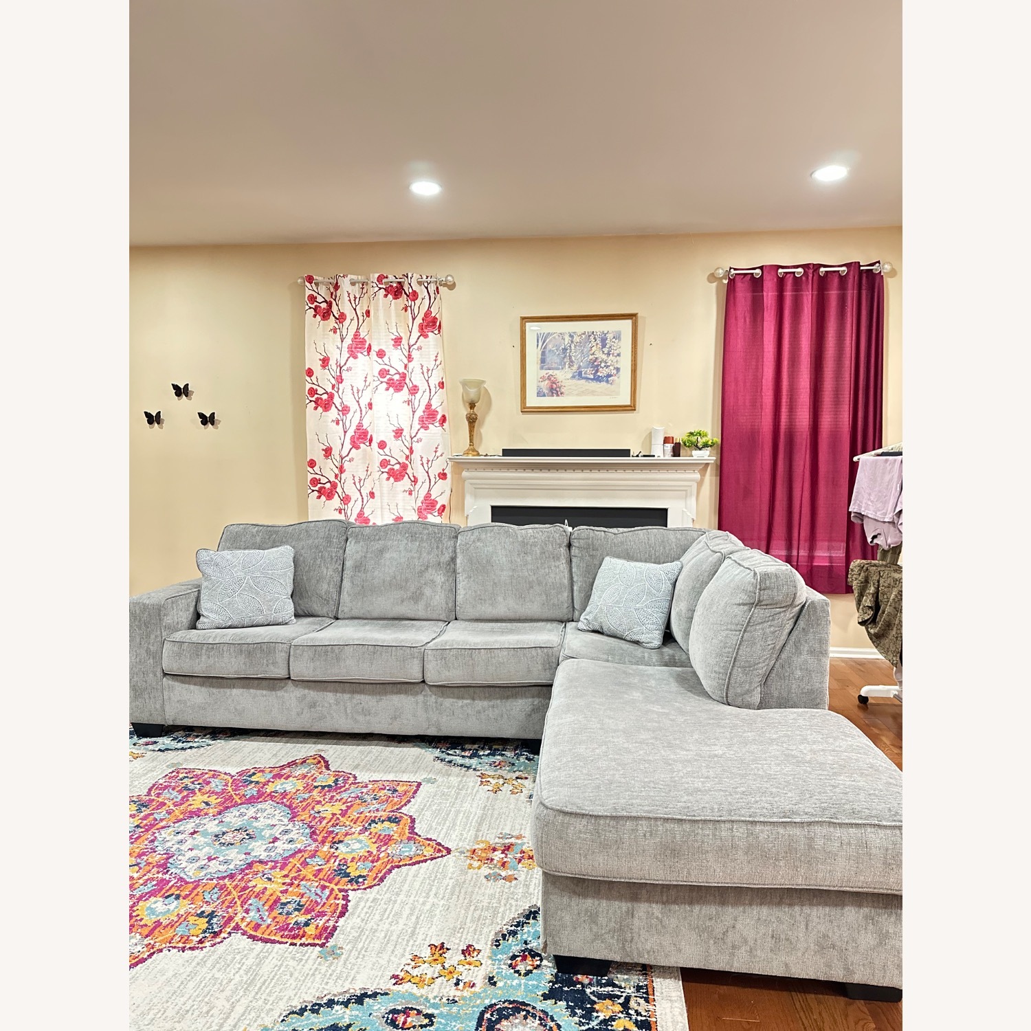 Adelson 2-Piece Sectional with Chaise - image-9