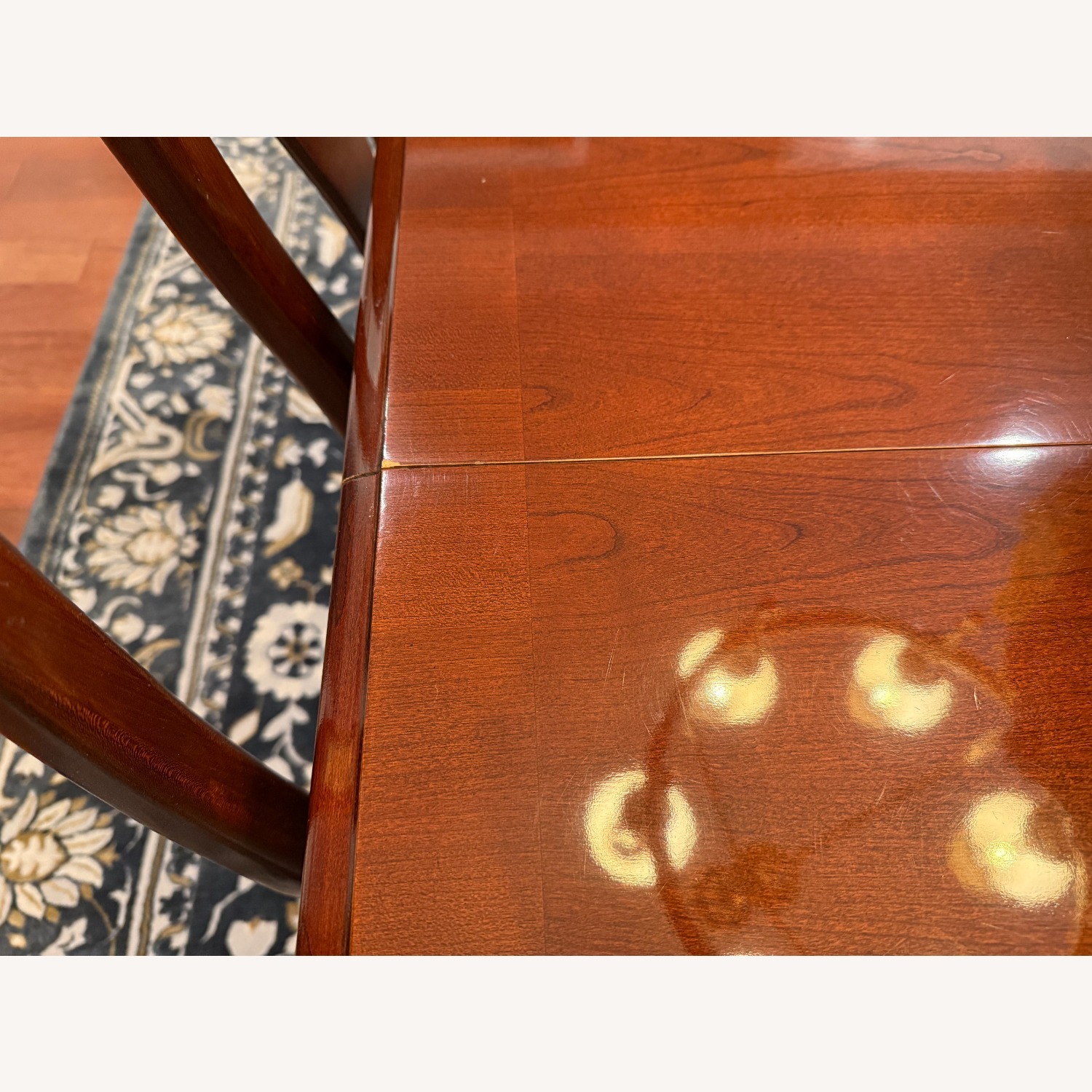 Elegant Traditional Dining Room Set - image-5