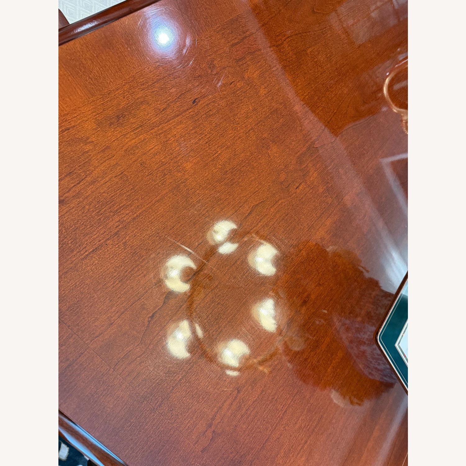 Elegant Traditional Dining Room Set - image-4