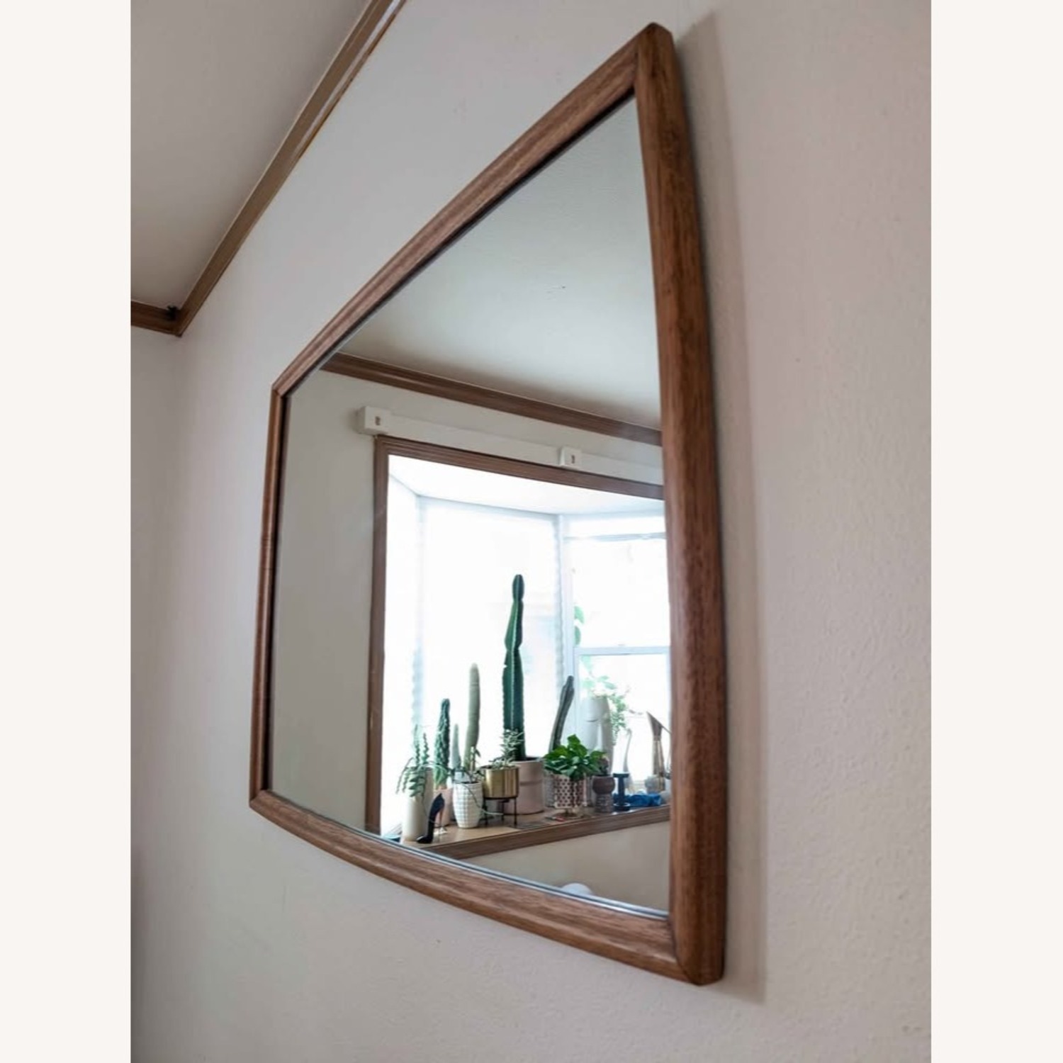 Broyhill Emphasis Collection Mirror  - image-3