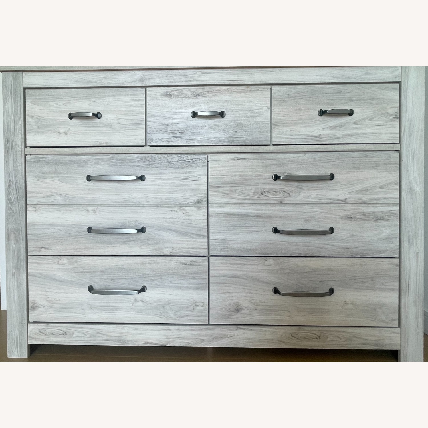 Ashley 7 Drawer Dresser - image-1