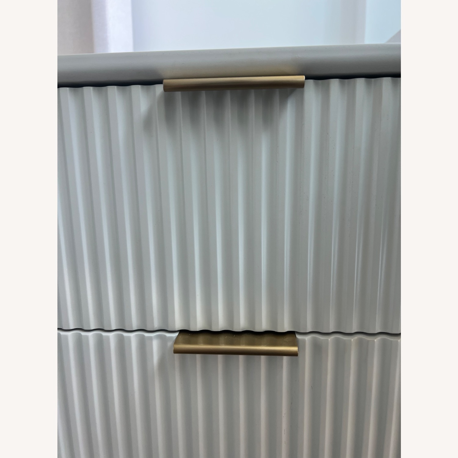 Quinn Closed 2-Drawer Nightstand (21") - image-3