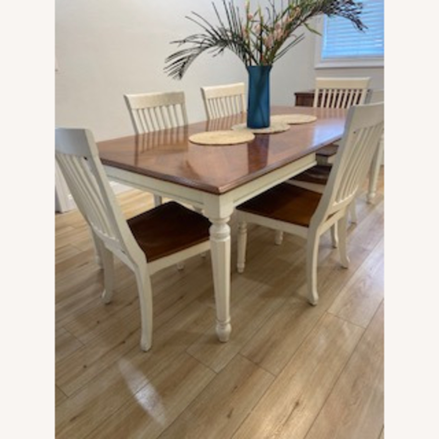 Rooms To Go Dining Set - image-2