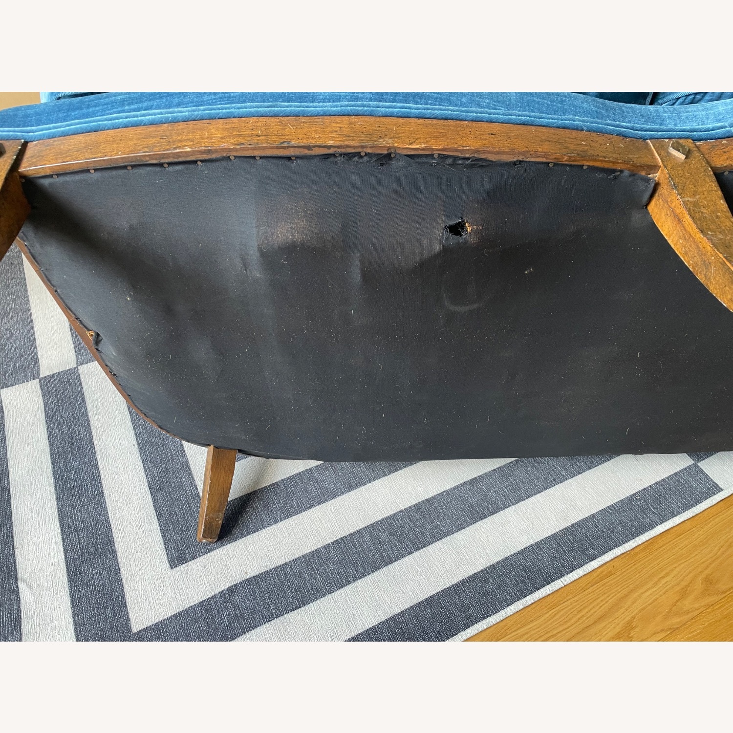 Classic 3-seater Blue Velvet Sofa - image-3