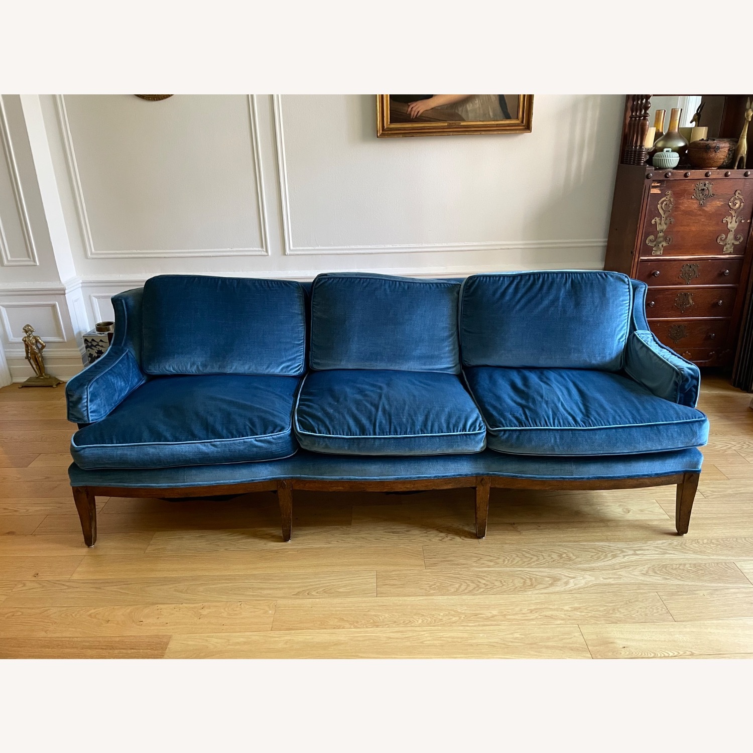 Classic 3-seater Blue Velvet Sofa - image-1
