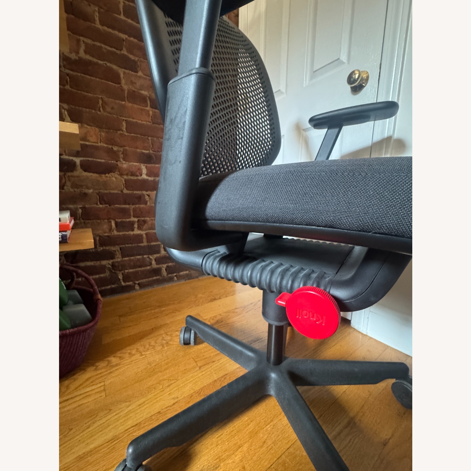 Knoll DWR Newson Task Chair - Floor Sample  - image-4