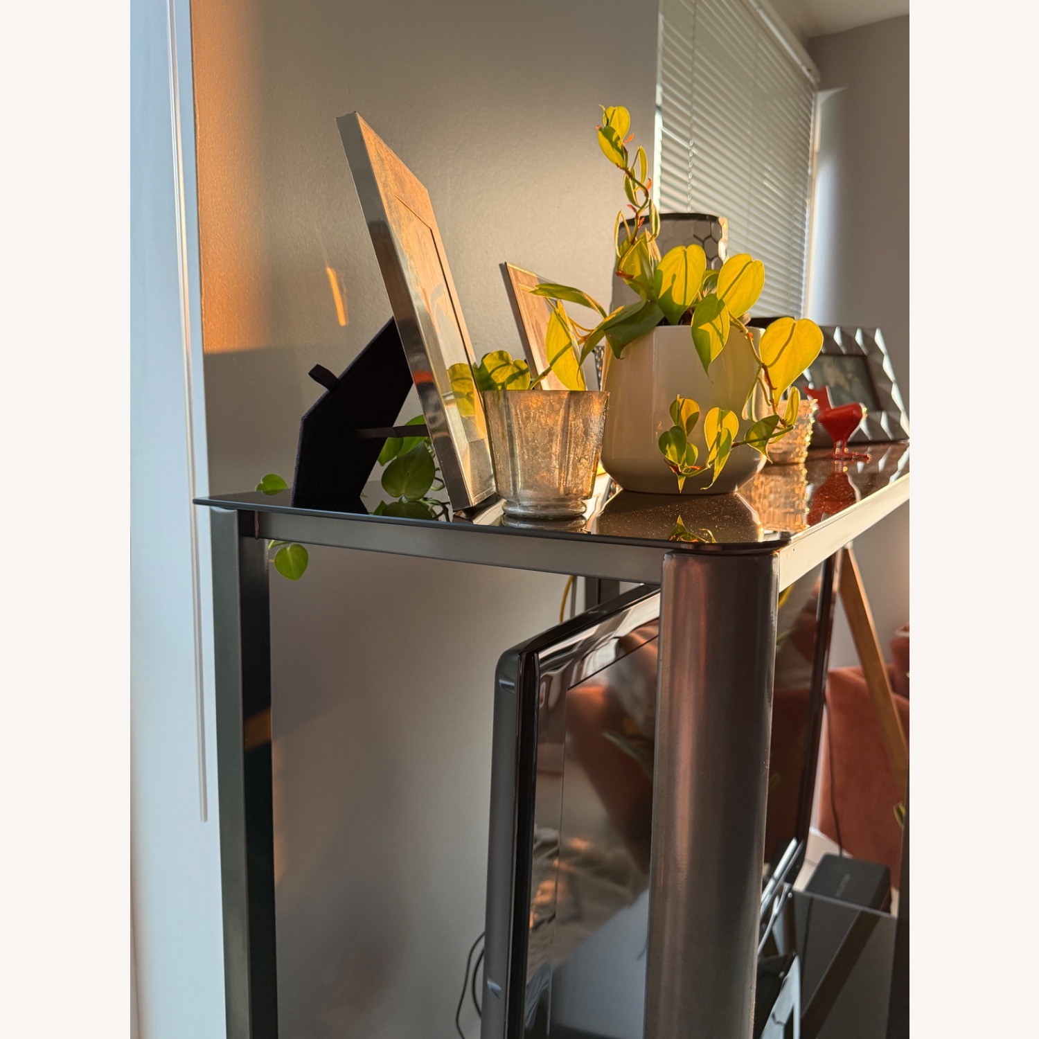 Media Console  - image-2