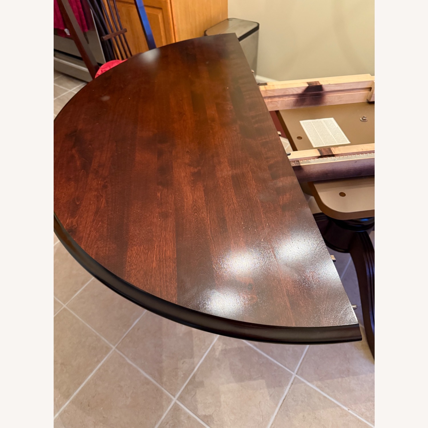 Ethan Allen Cherry 48" Round Table w 4 Chairs - image-4