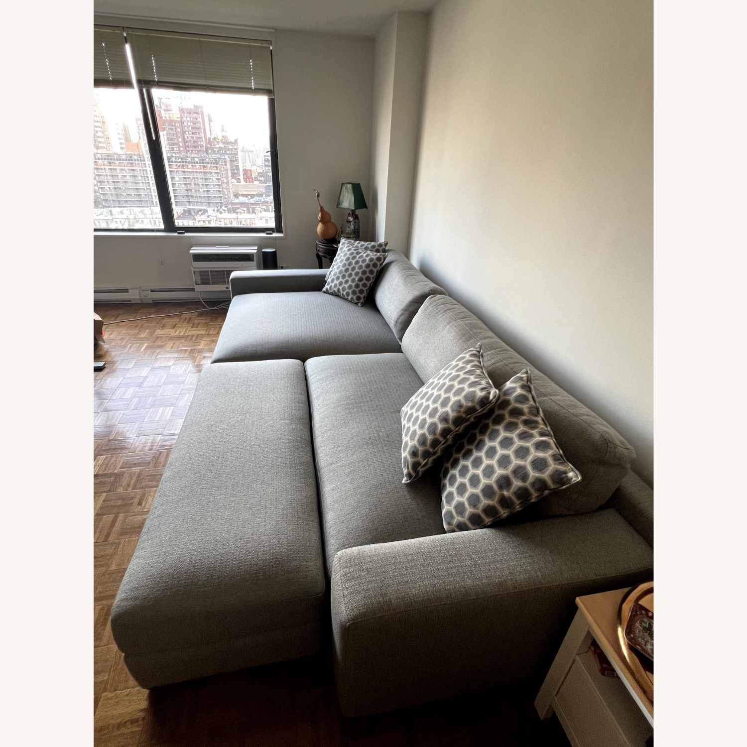 Hendley Fabric Sectional with Ottoman - image-5