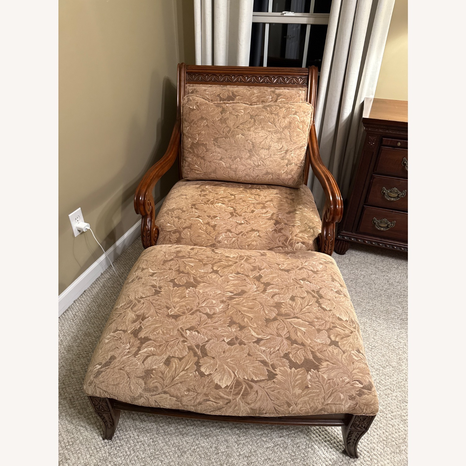 Accent Chair and Ottoman  - image-1