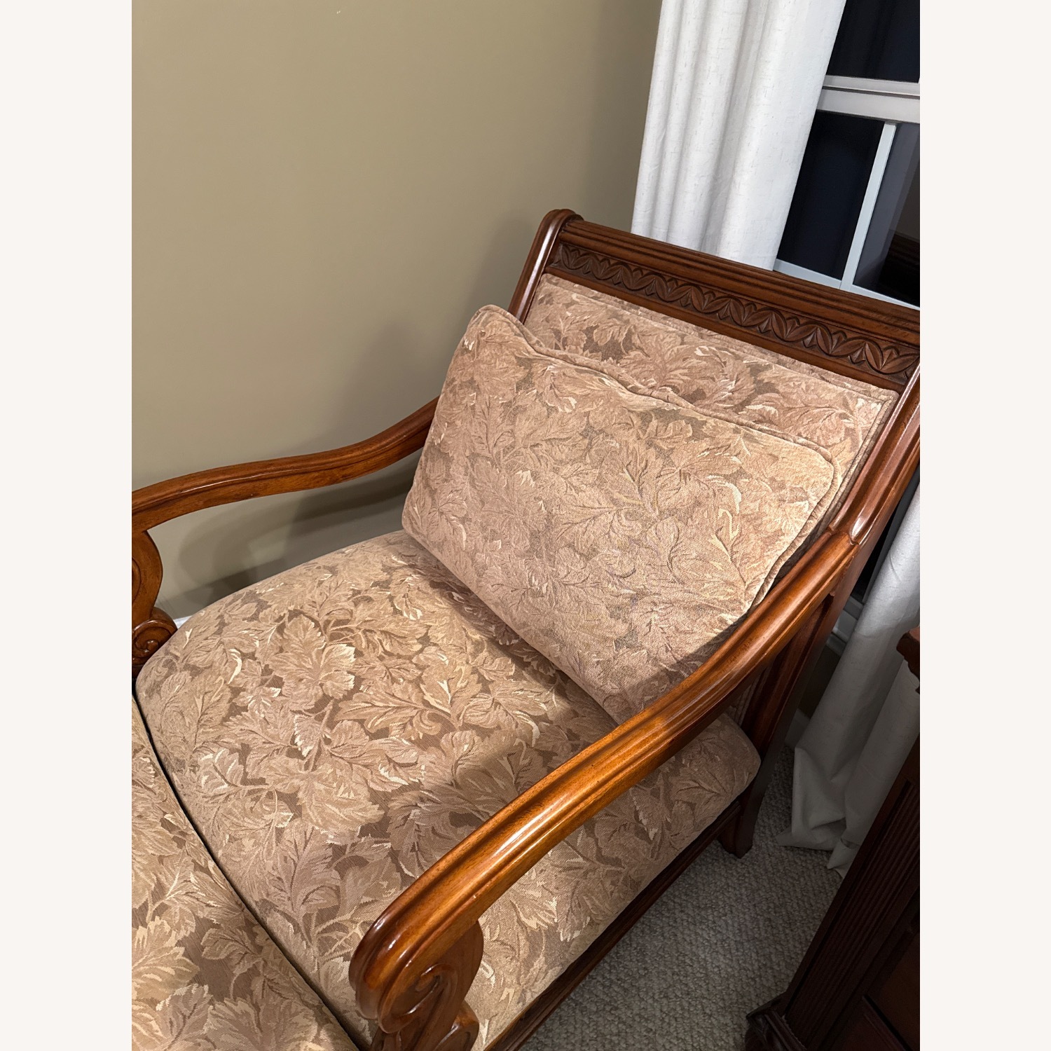 Accent Chair and Ottoman  - image-2