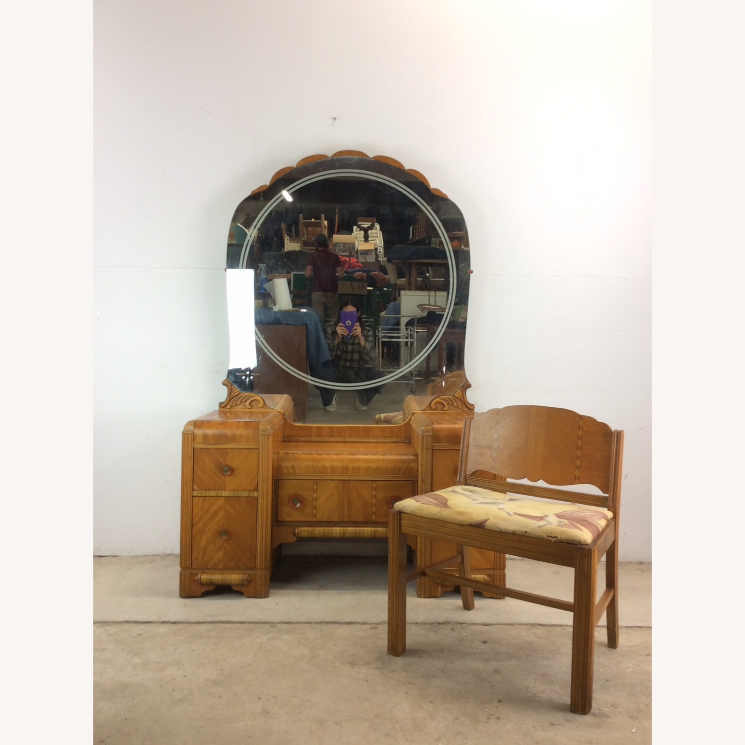 Art Deco Waterfall Vanity with Mirror & Stool - image-23