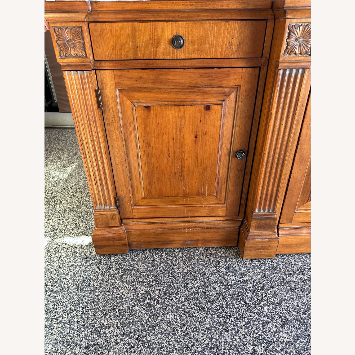 Ethan Allen 3 Piece TV Cabinet  - image-4