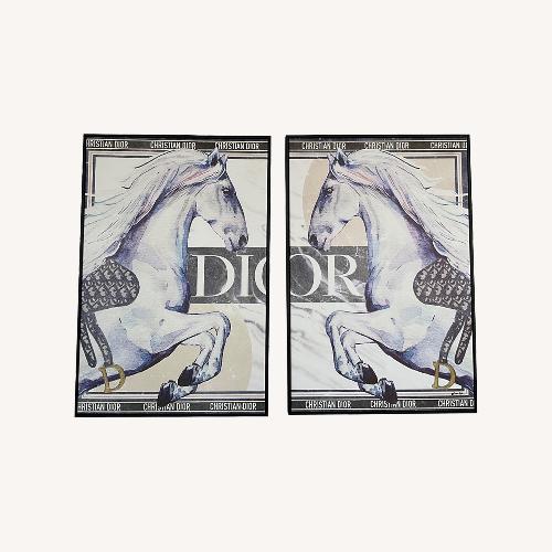 Used Oliver Gal Dior Horse Art for sale on AptDeco