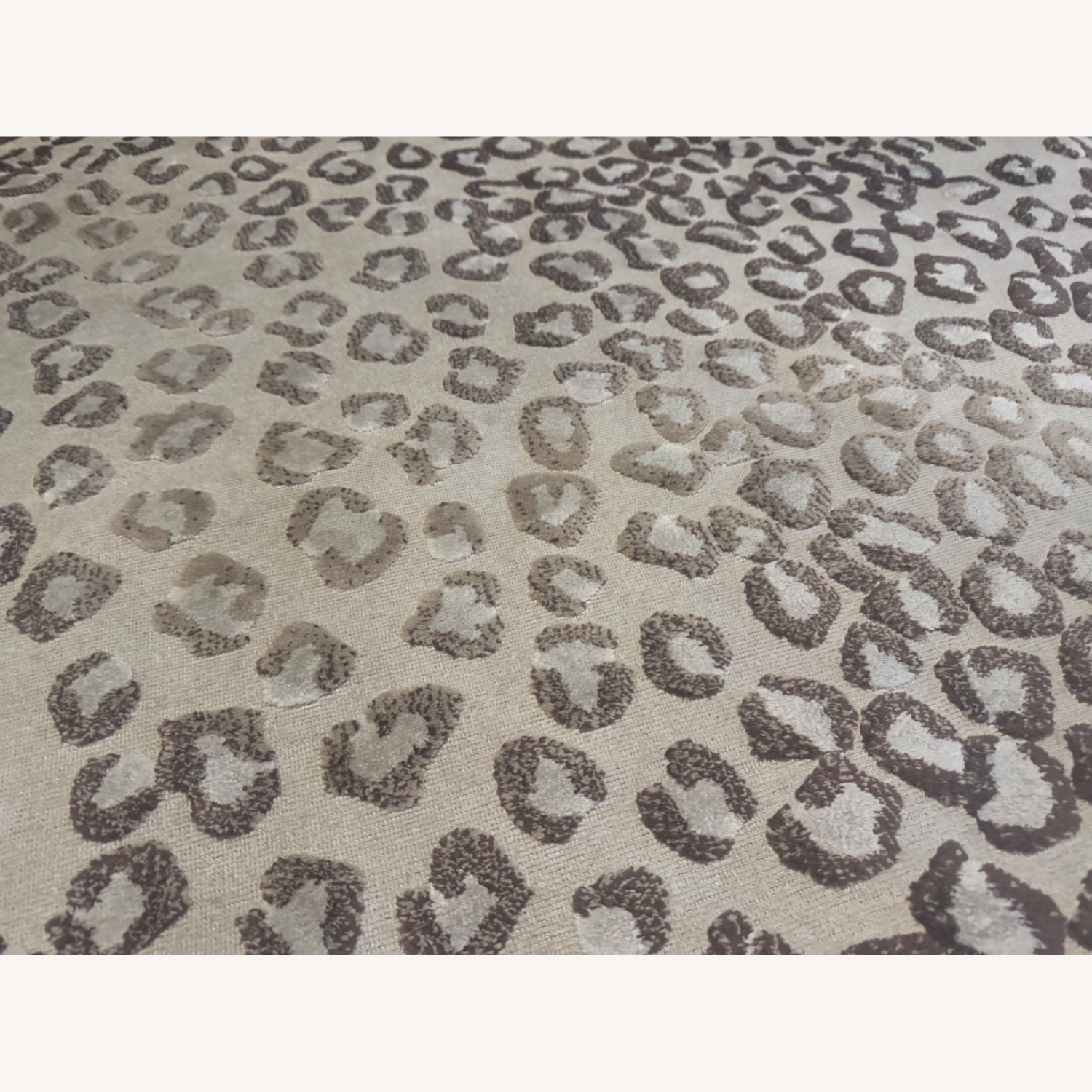 Celine Cheetah Rug 4' x 5' - image-2