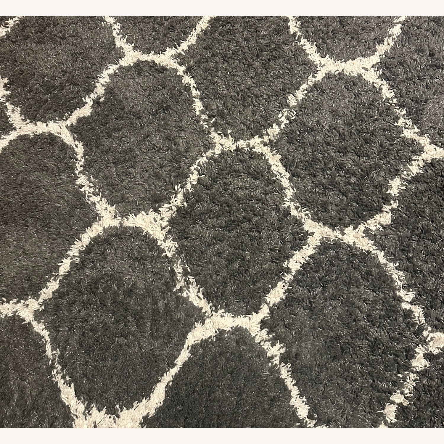Safavieh Shag Area Rug (9' x 12') - image-3