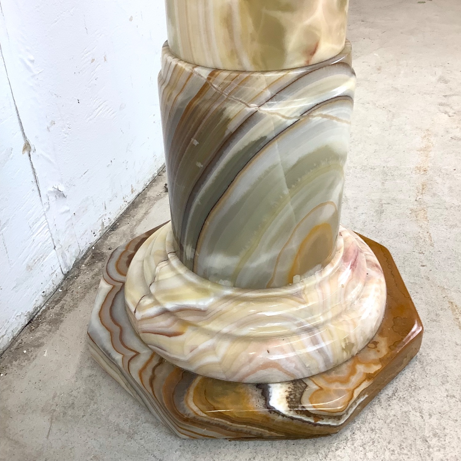 Vintage Onyx Pedestal and Vase - image-14