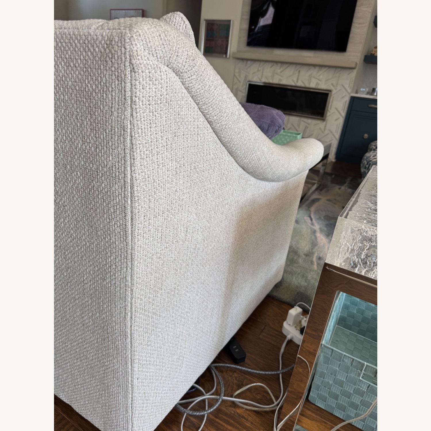 Sherrill Custom 42 Series Sofa - image-9