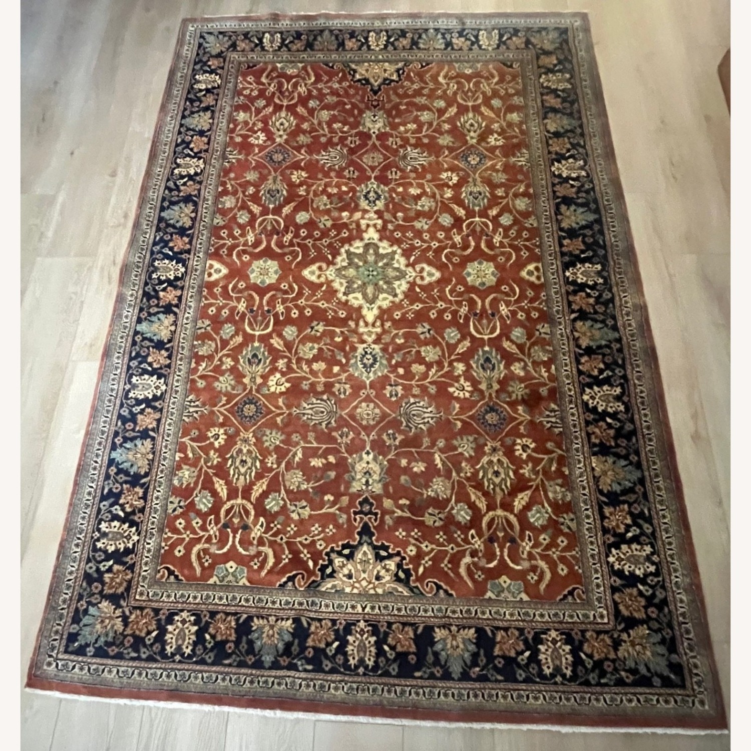 Farahan Sarouk Persian Hand Knotted Rug - image-4