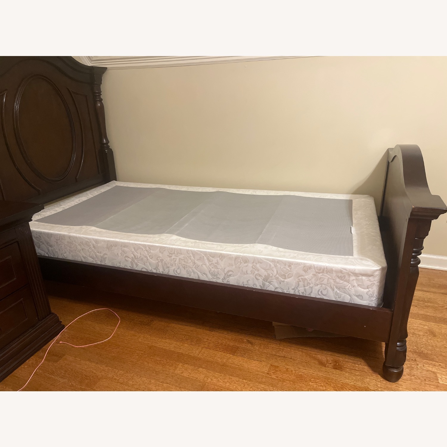 East Memphis Twin Bed  - image-3