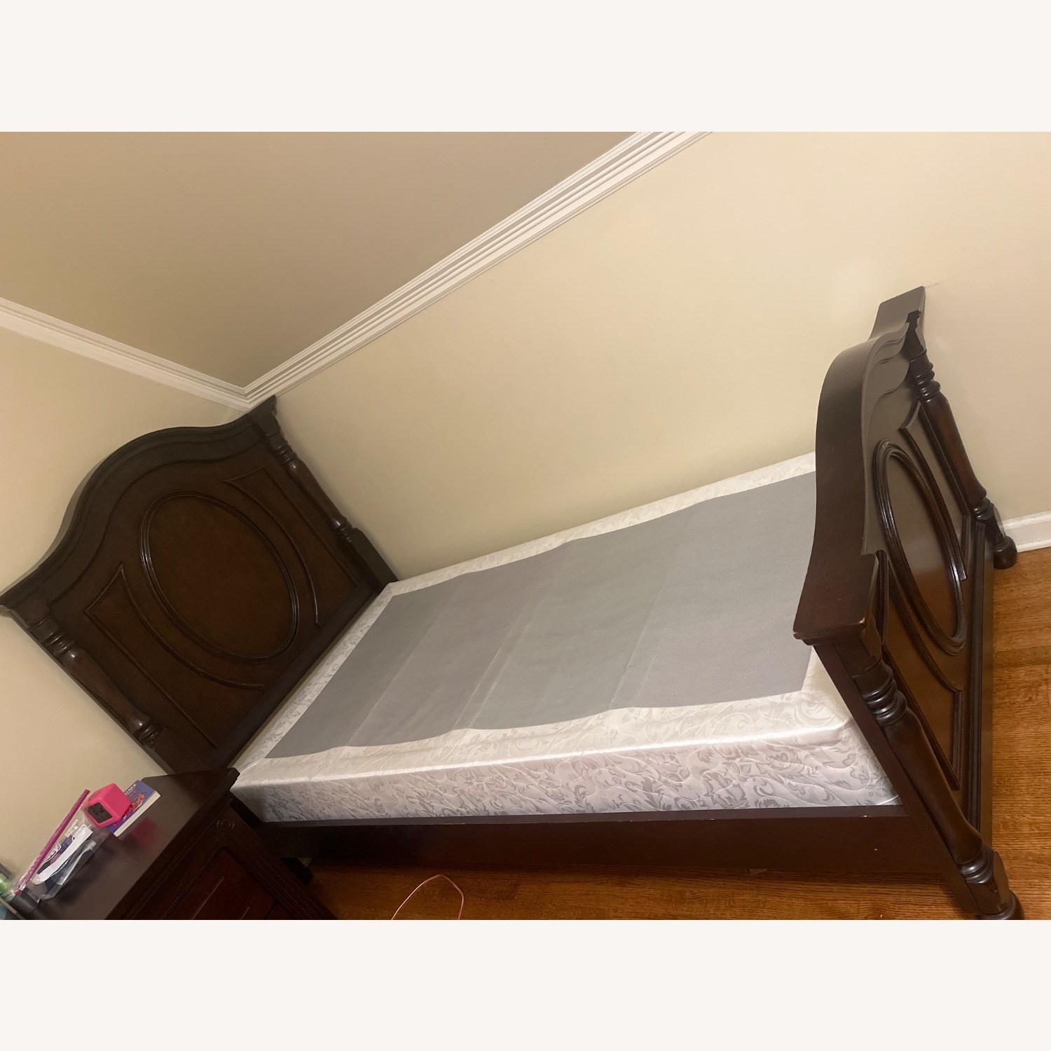 East Memphis Twin Bed  - image-1