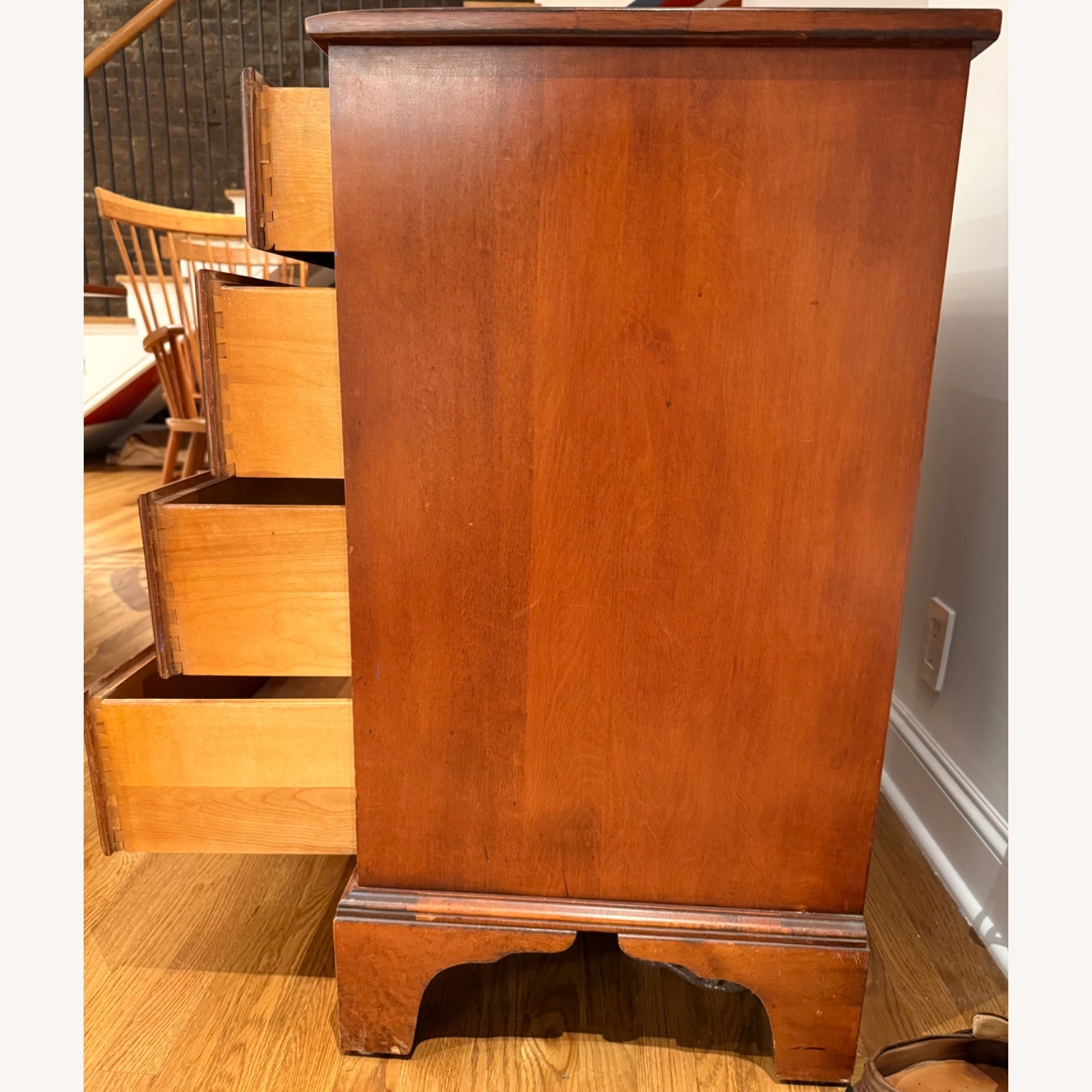 Vintage 4 Drawer Dresser - image-5