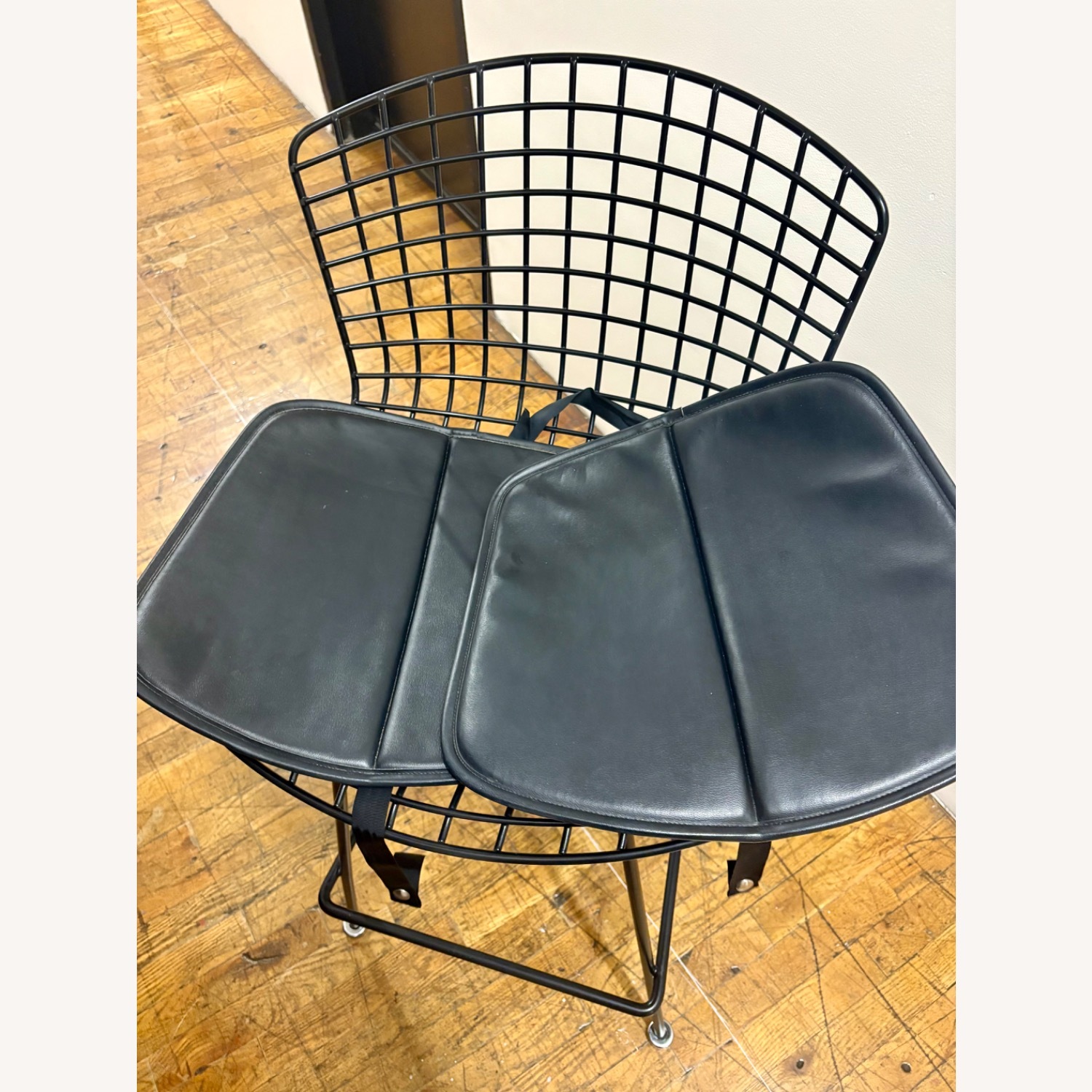 Knoll Bertoia Bar Stool Black - image-8