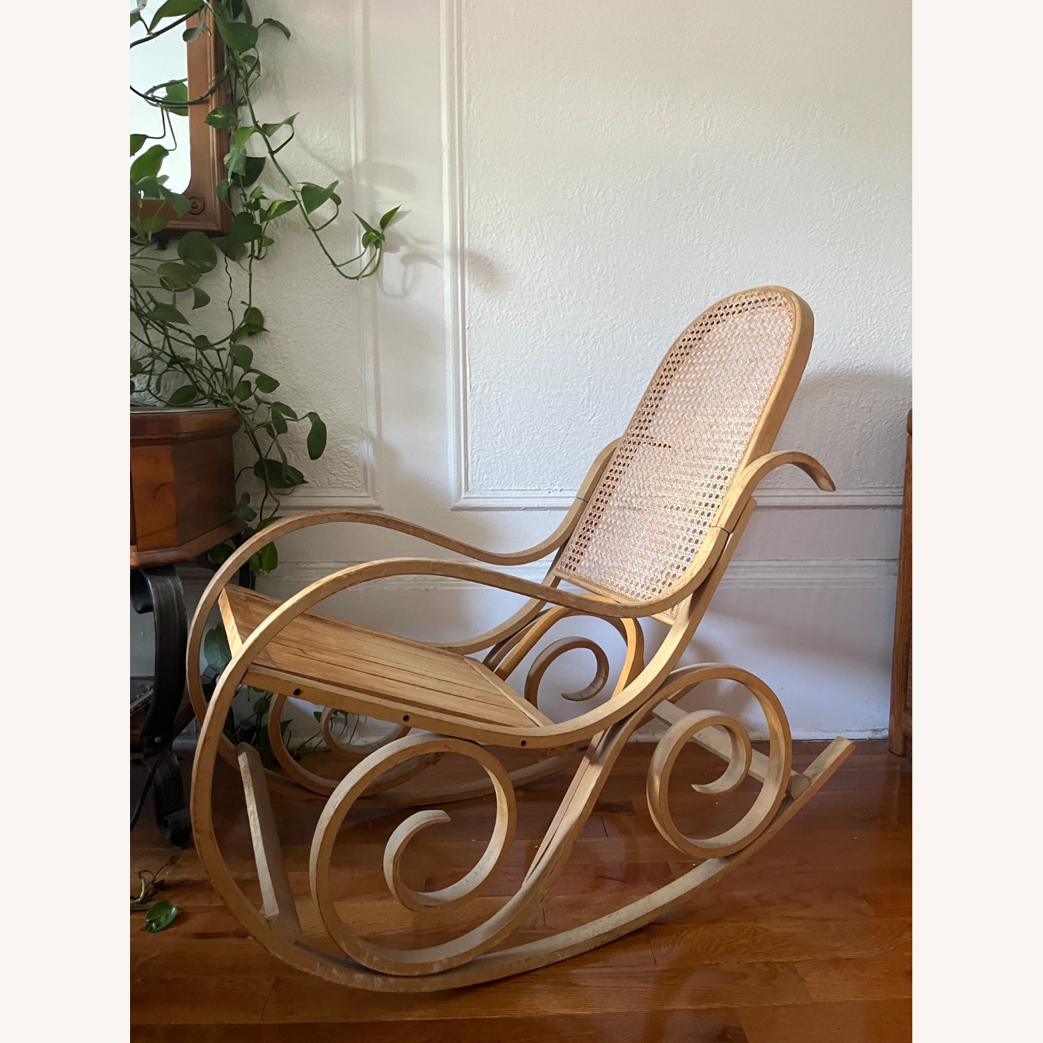 Handmade Amish Rocking Chair - image-2